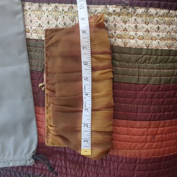 Vintage DEEPA GURNANI* silk tie dye and brass snap close clutch w/dust bag - Picture 9 of 12